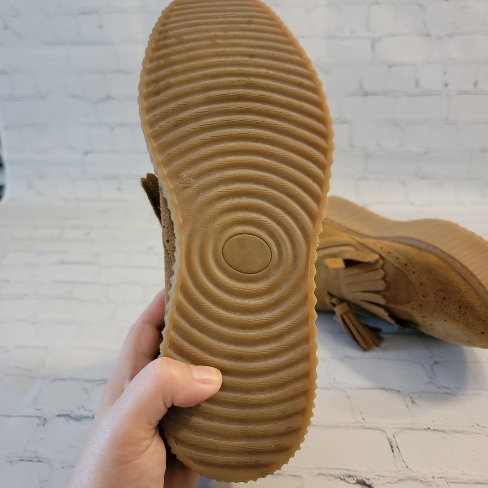 Oxigeno Slip On Suede Chunky  Tassle Shoes Size 39 - Picture 8 of 9